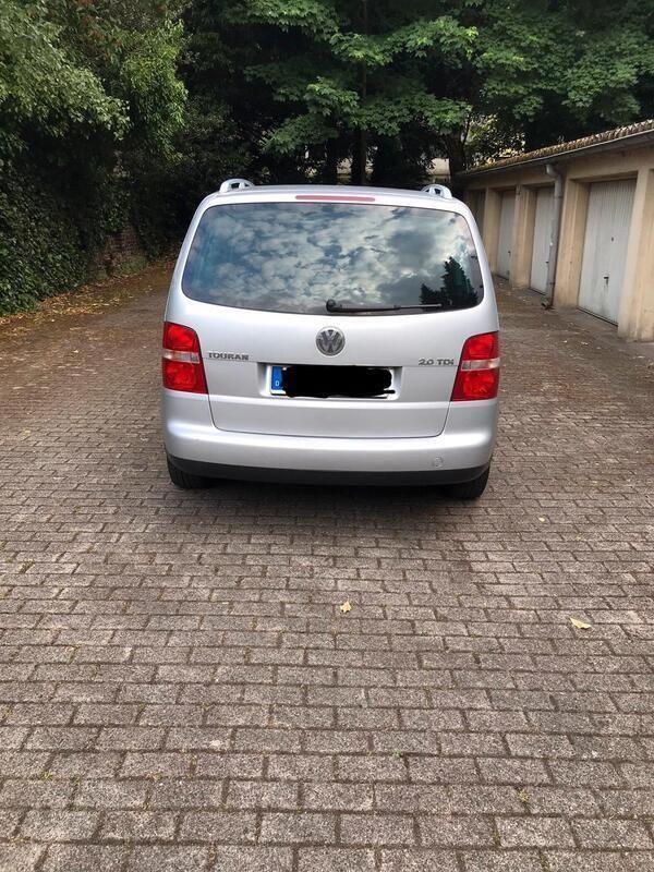 Silber Gebraucht 2004 VW Touran Highline Van / Kleinbus | 2.100 € (Fairer Preis) - Bild 1/4
