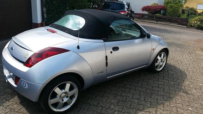 Gebraucht Ford StreetKa 95 PS (69 kW) 2004 Silber Cabrio