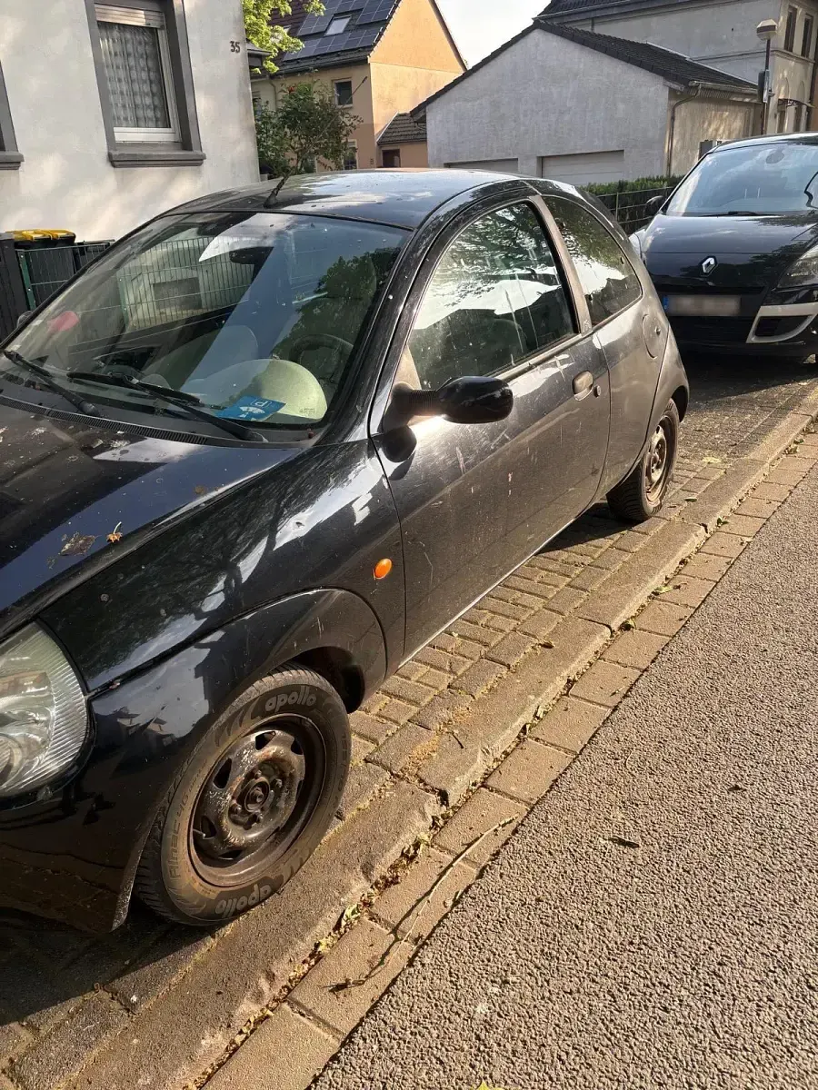 Gebraucht Ford Ka 60 PS (44 kW) 2006 Schwarz Kleinwagen