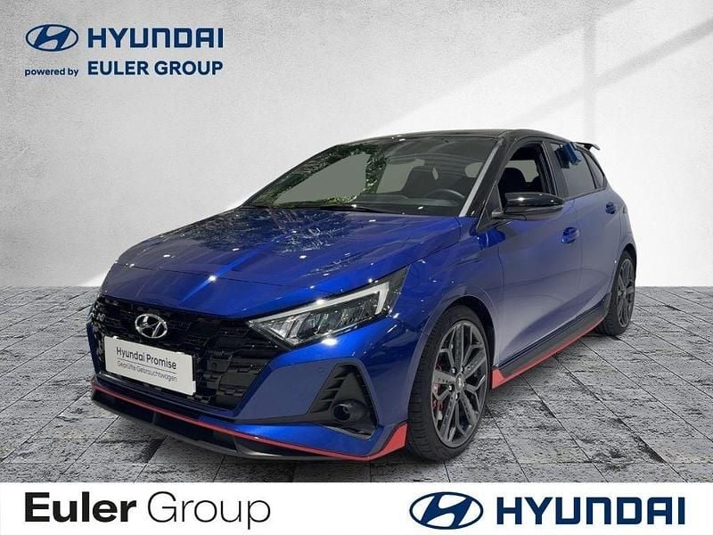 Intense blue/ phantom black / mi Gebraucht 2024 Hyundai i20 N Performance Limousine | 27.490 € (Etwas zu teuer) - Bild 1/4