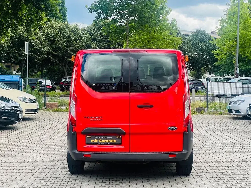 Gebraucht Ford Tourneo 101 PS (74 kW) 2015 Rot Kombi