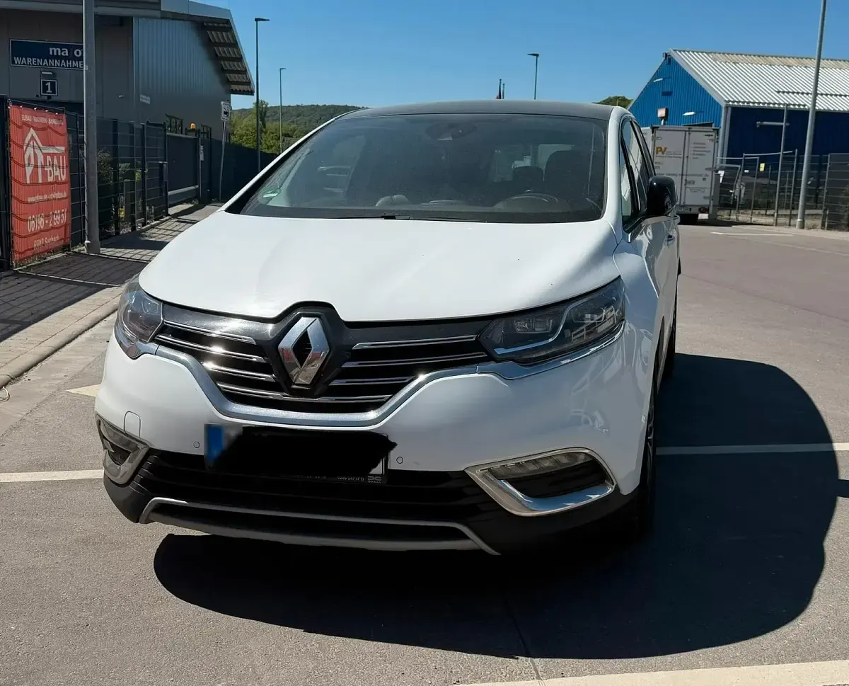 Gebraucht Renault Espace 160 PS (117 kW) 2018 Weiß Van / Kleinbus