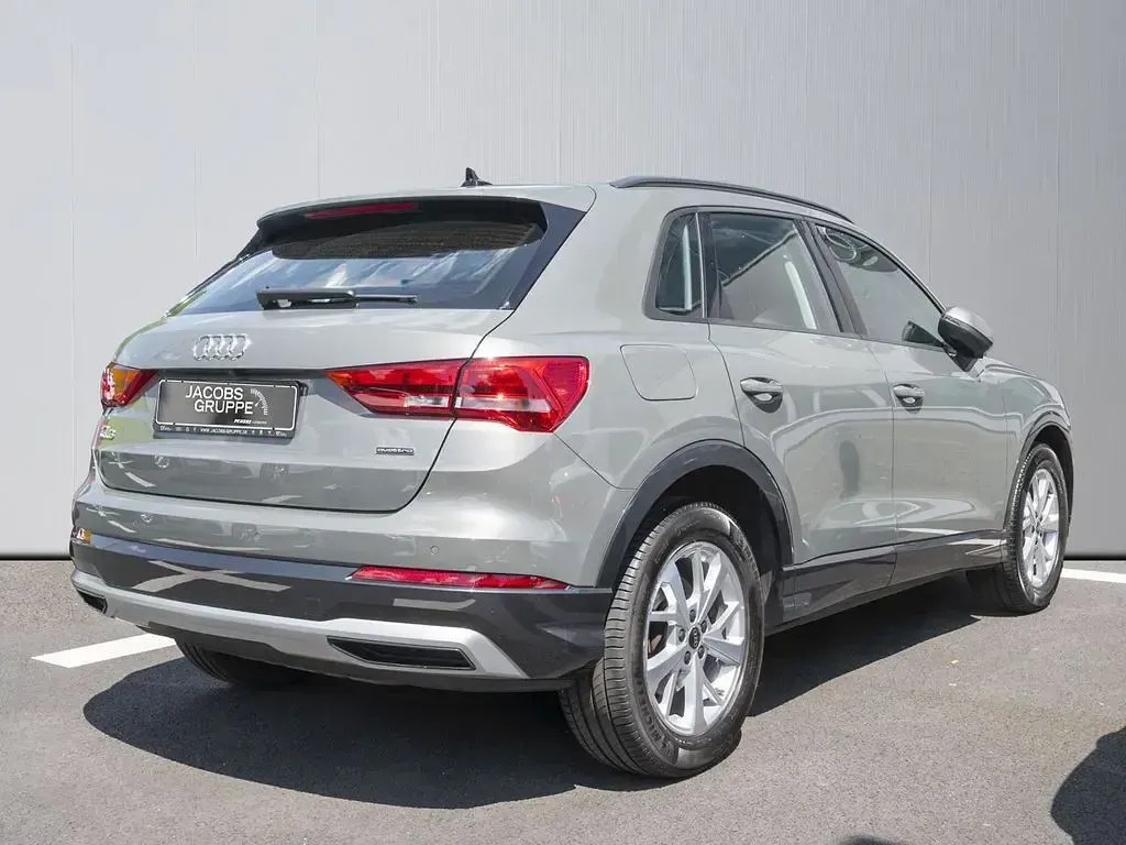 Gebraucht Audi Q3 Advanced 190 PS (139 kW) 2022 Grau SUV