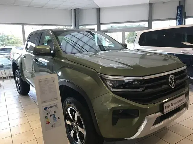 Gebraucht VW Amarok Life 205 PS (150 kW) 2026 Grün Pickup