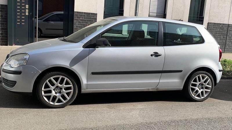 Gebraucht VW Polo Comfortline 60 PS (44 kW) 2007 Grau Kleinwagen