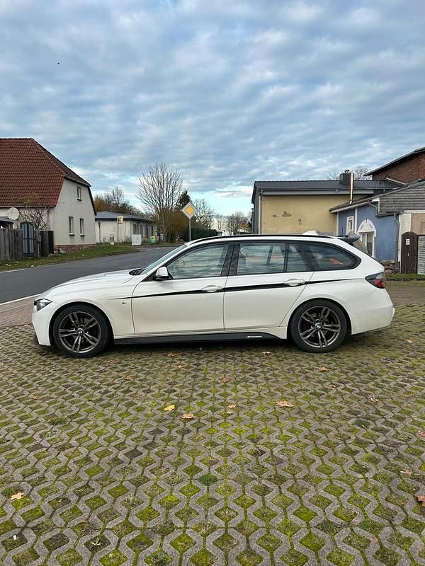 Gebraucht BMW 318 M Performance 150 PS (110 kW) 2018 Weiß Kombi