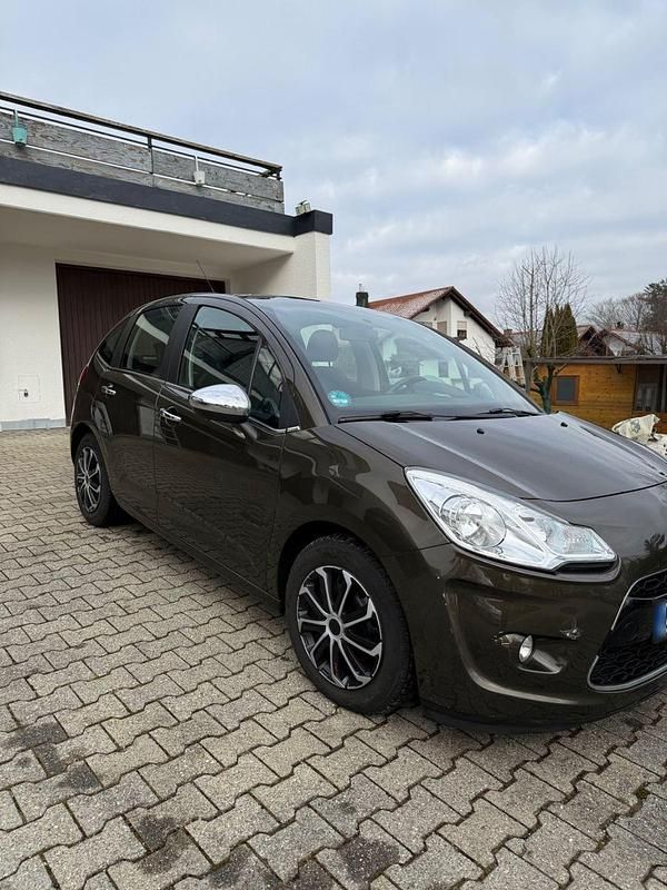 Second-hand Citroën C3 SELECTION 92 CP (67 kW) 2012 Maro Berlinǎ