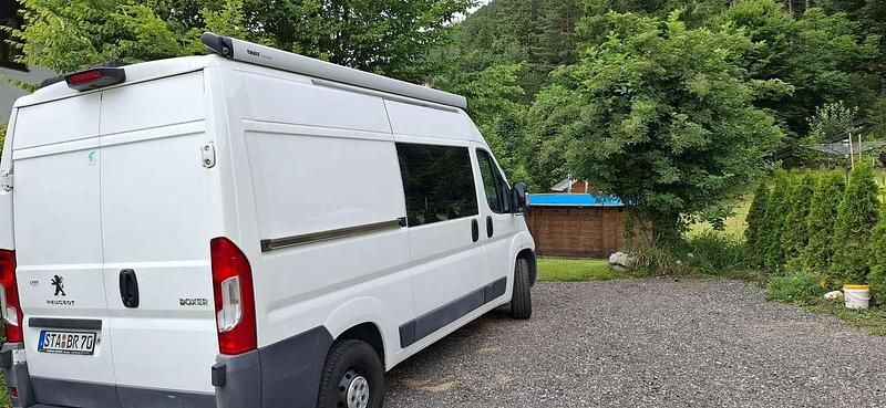 Gebraucht Peugeot Boxer 163 PS (119 kW) 2016 Weiß Van