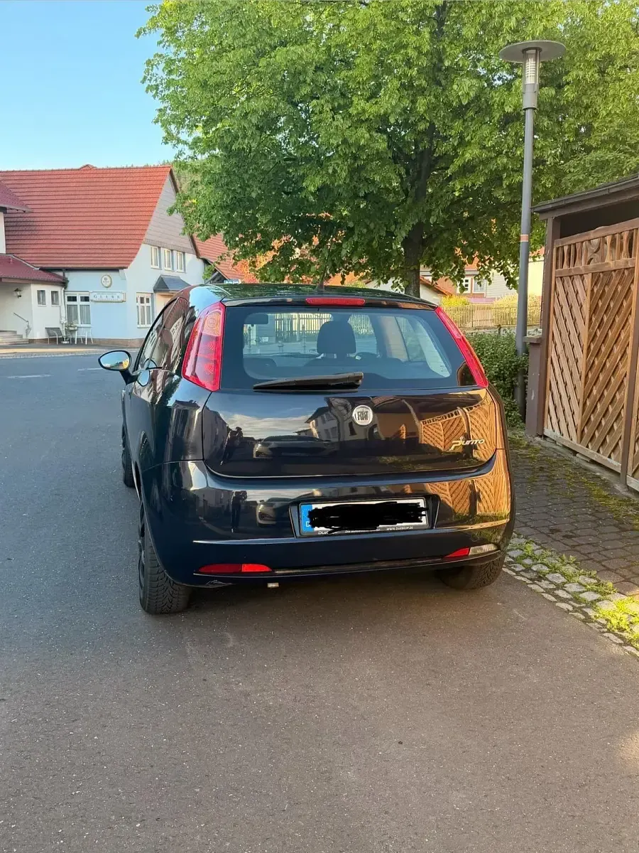 Gebraucht Fiat Punto 65 PS (47 kW) 2008 Blau Kleinwagen