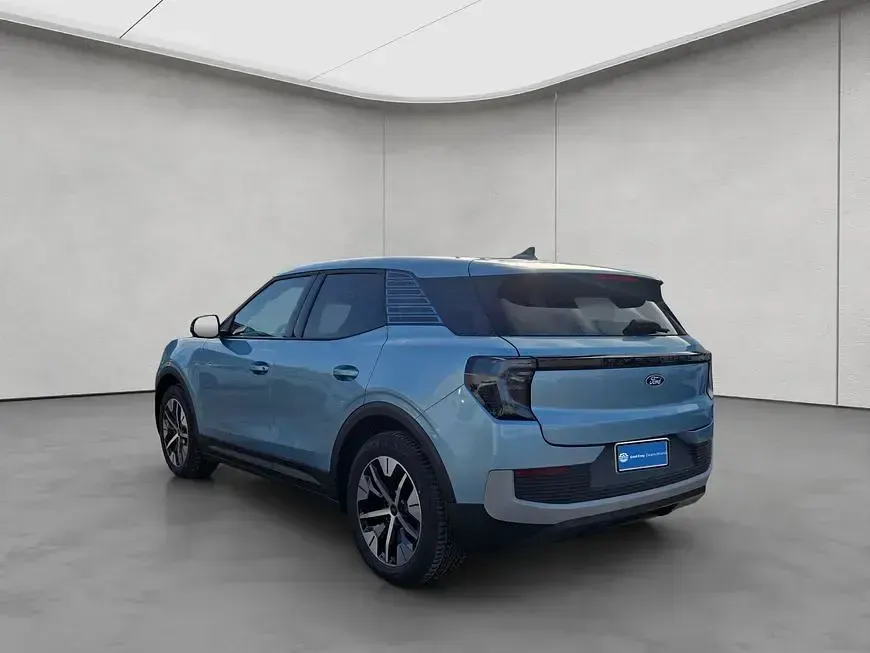 Nowe Ford Explorer Extended Range 210 kW (286 KM) 2025 Niebieski SUV