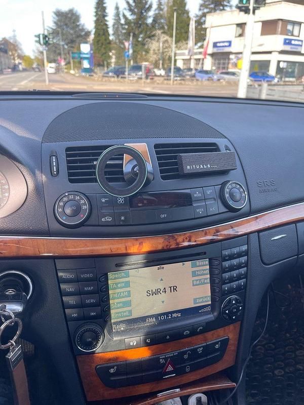 Gebraucht Mercedes E280 Elegance 231 PS (169 kW) 2008 Schwarz Kombi