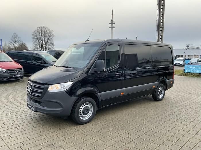 Gebraucht Mercedes Sprinter 170 PS (125 kW) 2024 Tiefschwarz Van