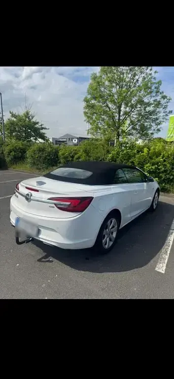 Gebraucht Opel Cascada Innovation 170 PS (125 kW) 2015 Weiß Cabrio