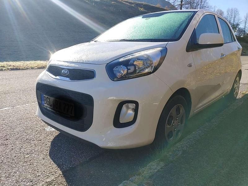 Gebraucht Kia Picanto Spirit 65 PS (47 kW) 2016 Weiß Kleinwagen
