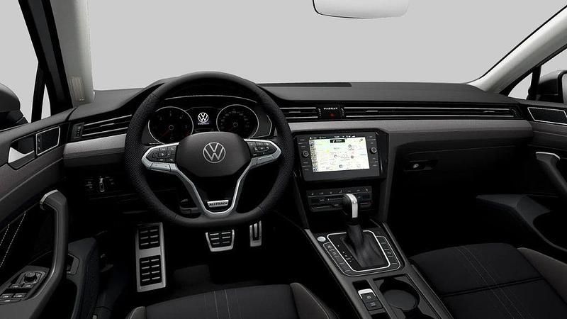 Gebraucht VW Passat Alltrack 200 PS (147 kW) 2022 Pyritsilber metallic Kombi