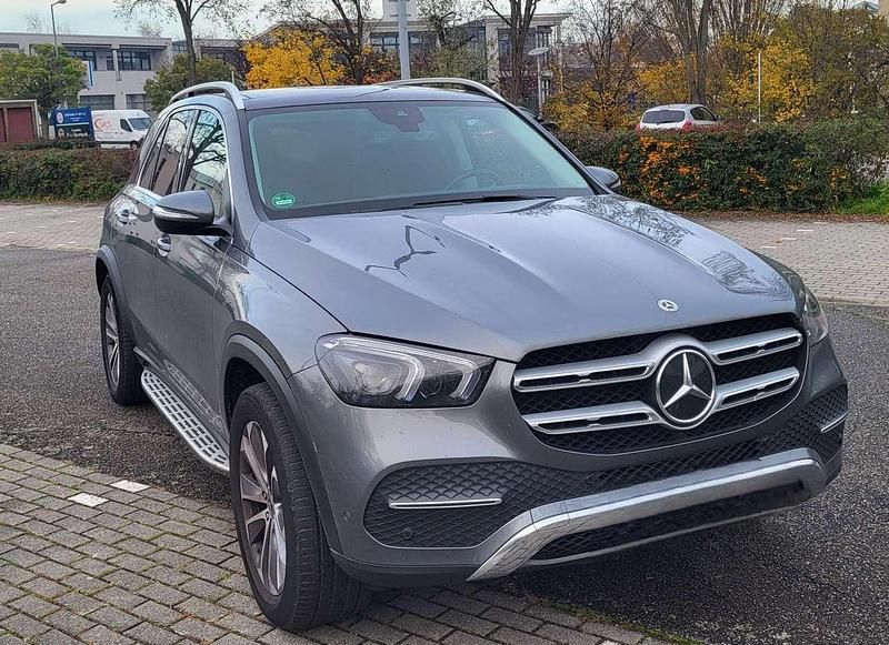 Grau Gebraucht 2023 Mercedes GLE300 SUV | 57.900 € (Superpreis) - Bild 1/4