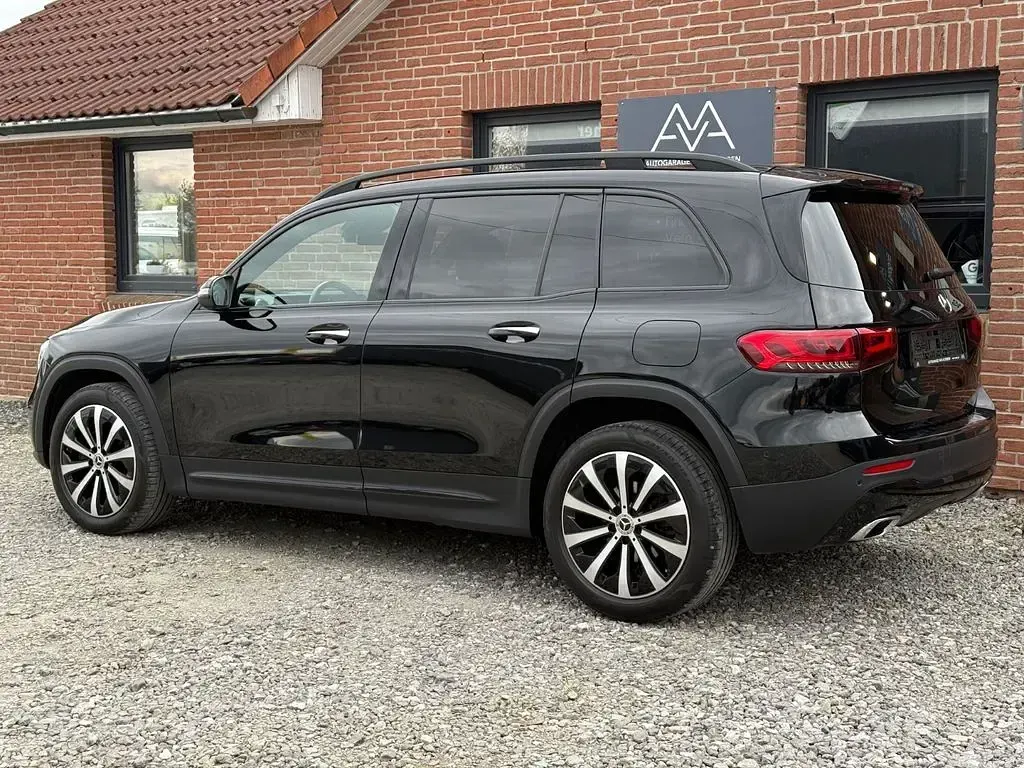 Gebraucht Mercedes GLB200 Night 150 PS (110 kW) 2023 Schwarz SUV