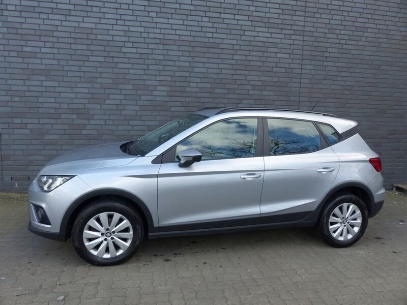 Silber Gebraucht 2019 Seat Arona Style SUV | 13.350 € (Fairer Preis) - Bild 1/4