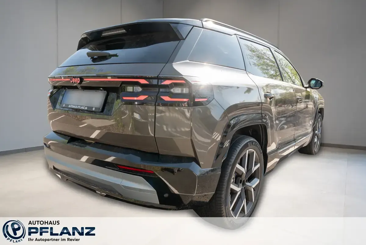 Gebraucht Jeep Compass 156 kW (213 PS) 2026 Braun SUV
