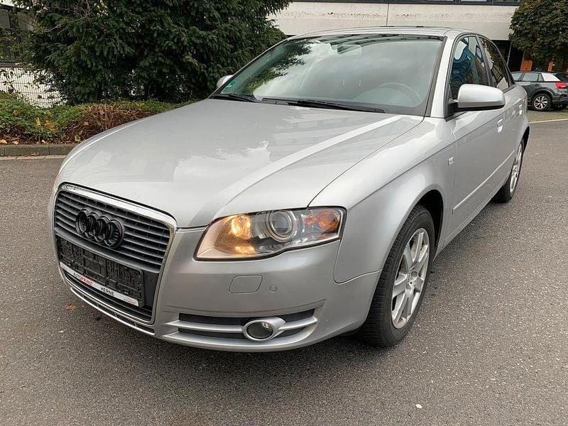 Silber Gebraucht 2007 Audi A4 Limousine | 5.700 € (Fairer Preis) - Bild 1/4