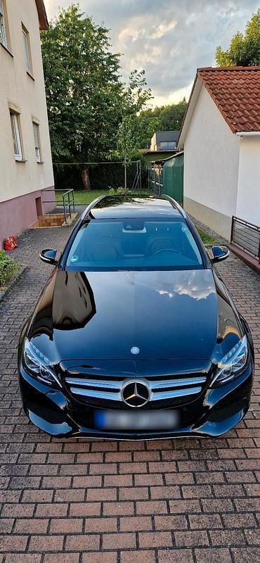 Schwarz Gebraucht 2014 Mercedes C220 Kombi | 13.500 € (Fairer Preis) - Bild 1/4