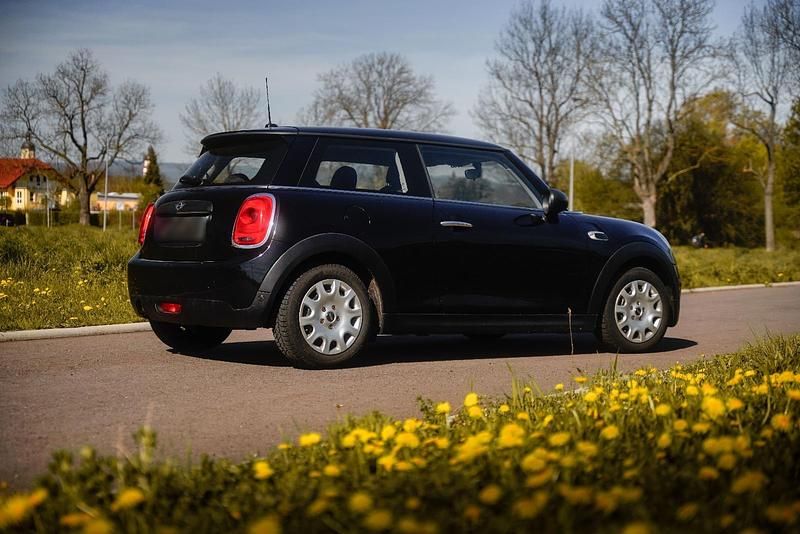 Gebraucht Mini Cooper Salt 75 PS (55 kW) 2016 Schwarz Kleinwagen