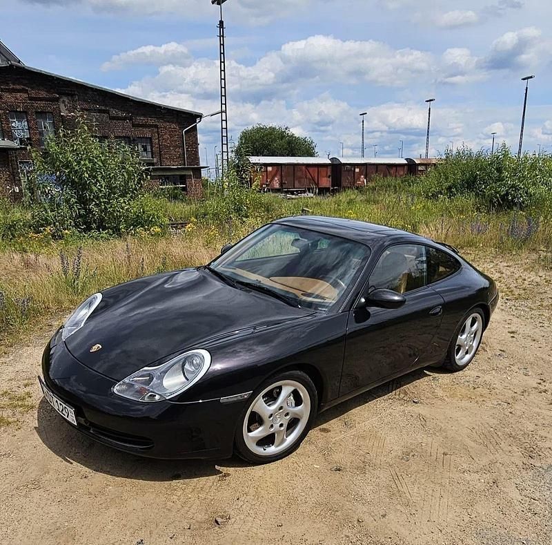 Schwarz Gebraucht 1999 Porsche 996 Edition Coupé | 39.911 € (Teuer) - Bild 1/4