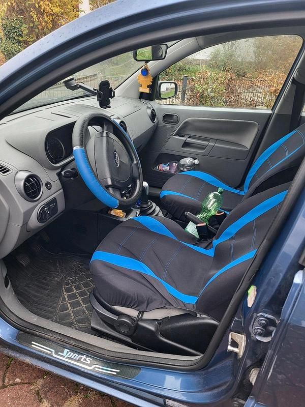 Blau Gebraucht 2004 Ford Fusion Kleinwagen | 1.500 € (Guter Preis) - Bild 1/4