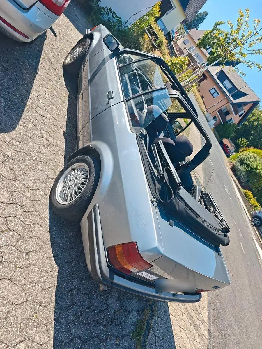 Gebraucht Ford Escort Cabriolet 105 PS (77 kW) 1985 Silber Cabrio
