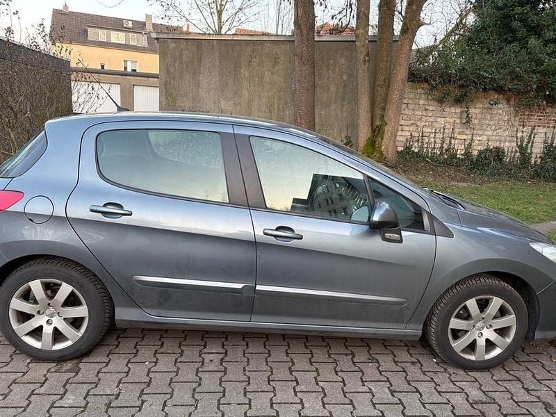 Gebraucht Peugeot 308 Sport 120 PS (88 kW) 2008 Grau Limousine