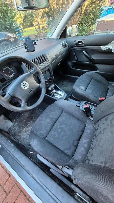 Gebraucht VW Golf IV 101 PS (74 kW) 2000 Silber Limousine