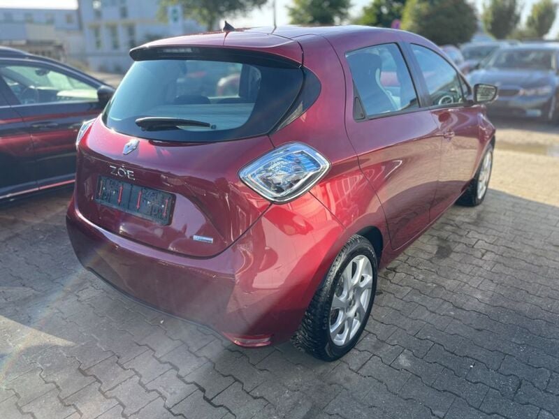 Second-hand Renault Zoe Life 42 kW (58 CP) 2019 Roșu Hatchback