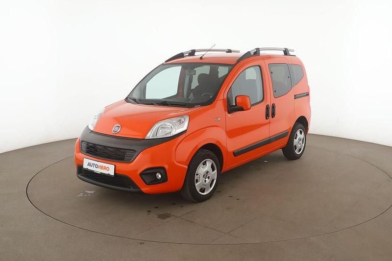 Gebraucht Fiat Qubo Lounge 80 PS (58 kW) 2018 Van / Kleinbus