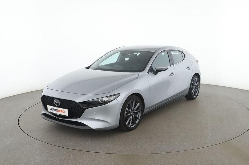 Silber Gebraucht 2020 Mazda 3 Selection Limousine | 20.270 € (Fairer Preis) - Bild 1/3