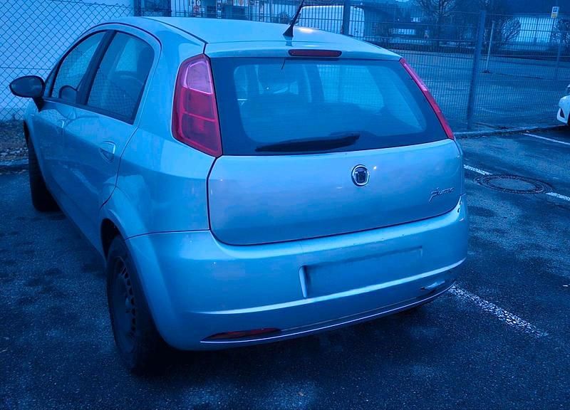 Silber Gebraucht 2008 Fiat Punto Kleinwagen | 1.000 € (Superpreis) - Bild 1/4