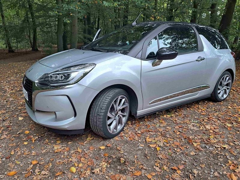 Gebraucht Citroën DS3 Cabriolet Sport Chic 130 PS (95 kW) 2017 Silber Cabrio