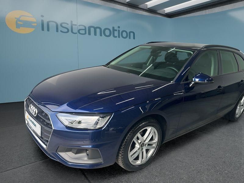 Blau Gebraucht 2022 Audi A4 Kombi | 26.699 € (Guter Preis) - Bild 1/4