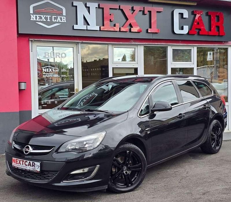 Schwarz Gebraucht 2012 Opel Astra Kombi | 4.900 € (Fairer Preis) - Bild 1/4