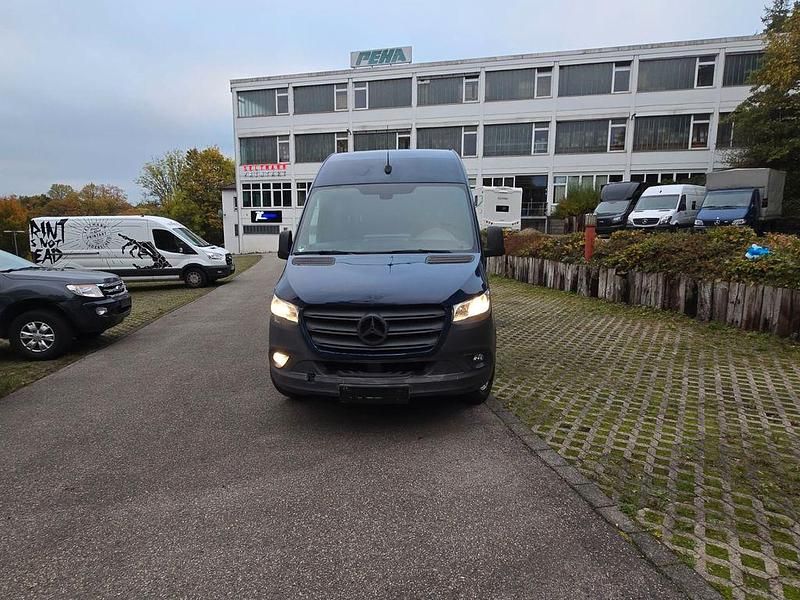 Blau Gebraucht 2020 Mercedes Sprinter Van | 21.361 € (Superpreis) - Bild 1/4