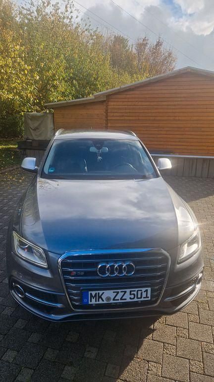 Grau Gebraucht 2013 Audi SQ5 Sport SUV | 13.900 € (Fairer Preis) - Bild 1/4