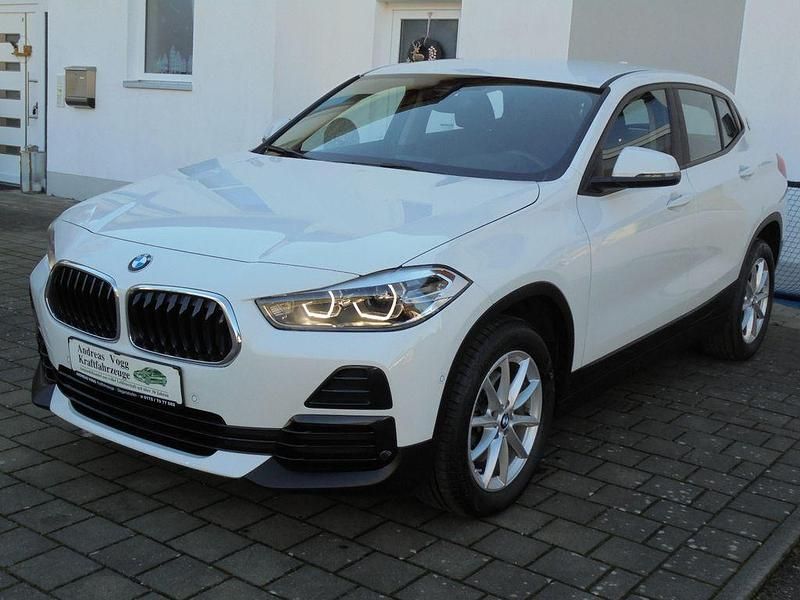 Weiß Gebraucht 2021 BMW X2 Advantage SUV | 19.999 € (Guter Preis) - Bild 1/4