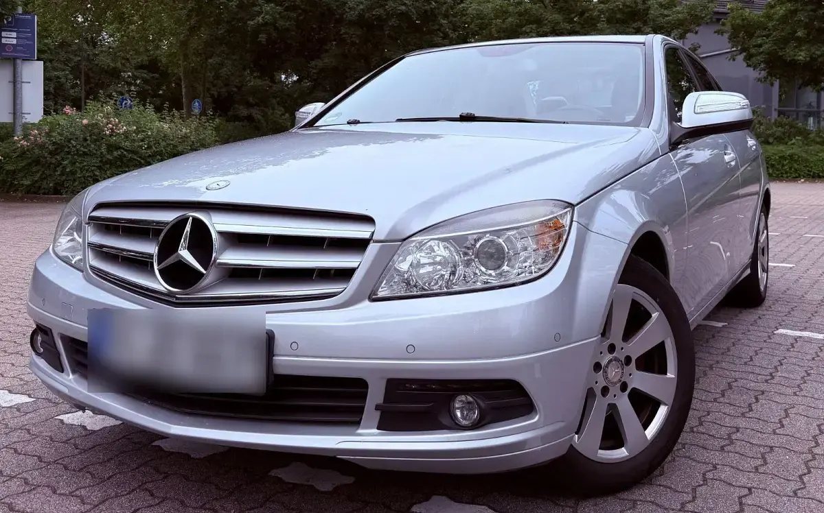 Gebraucht Mercedes C180 156 PS (114 kW) 2008 Schwarz Limousine