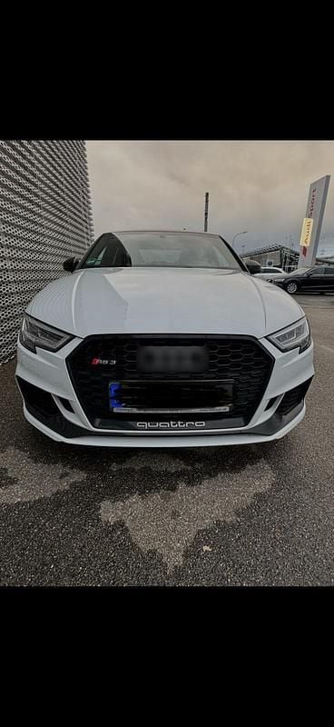 Weiß Gebraucht 2017 Audi RS3 Kleinwagen | 36.950 € (Superpreis) - Bild 1/4