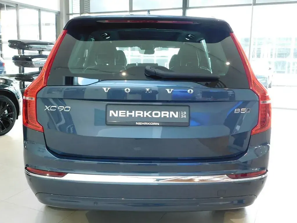 Gebraucht Volvo XC90 Plus 235 PS (172 kW) 2023 Blau SUV