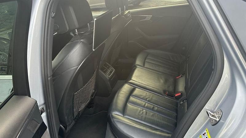 Gebraucht Audi A4 Sport 190 PS (139 kW) 2016 Grau Limousine