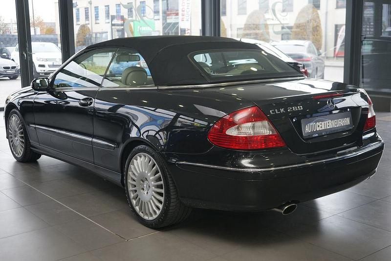 Gebraucht Mercedes CLK280 231 PS (169 kW) 2007 Obsidianschwarz  metalliclack Cabrio