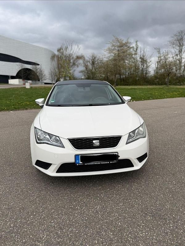 Second-hand Seat Leon Reference 110 CP (80 kW) 2014 Alb Berlinǎ