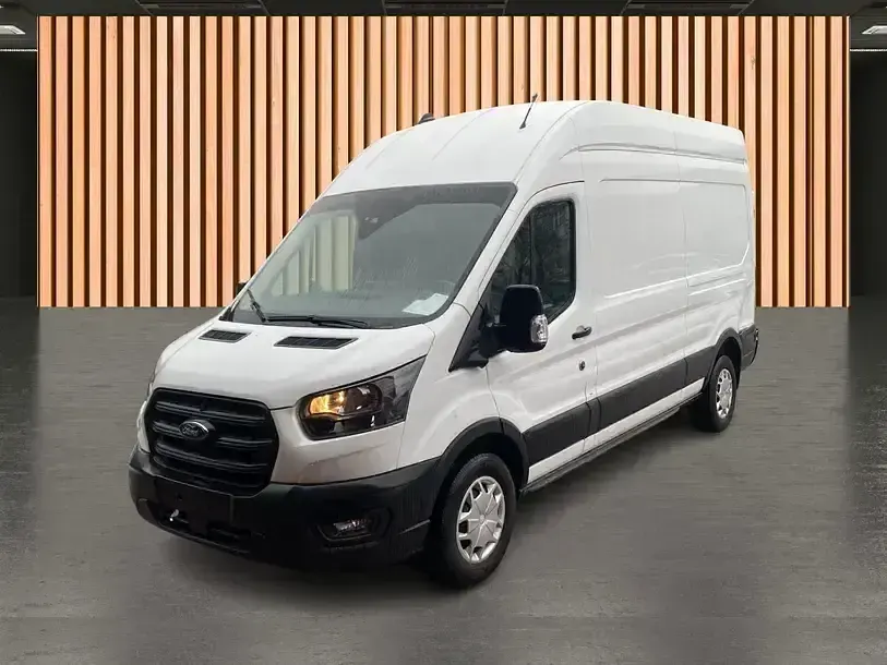 Gebraucht Ford Transit Trend 131 PS (96 kW) 2024 Weiß weiß Van