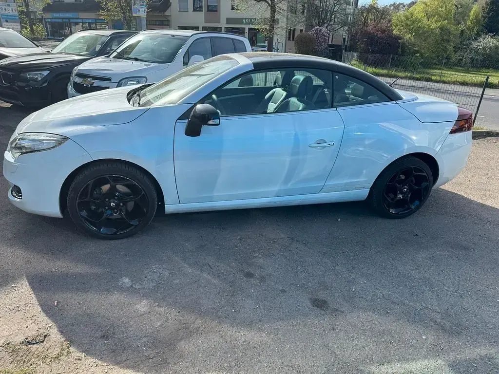 Gebraucht Renault Mégane Cabriolet 179 PS (131 kW) 2012 Weiß Cabrio
