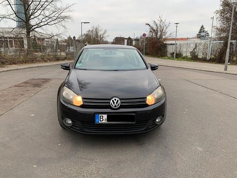 Schwarz Gebraucht 2010 VW Golf Limousine | 4.200 € (Fairer Preis) - Bild 1/4
